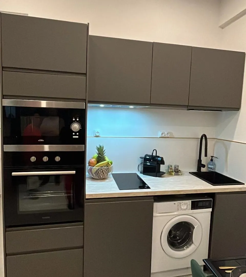 Studio Nice Centre Sur Avenue Jean Medecin Mer A 8 Minutes De Marche Apartment
