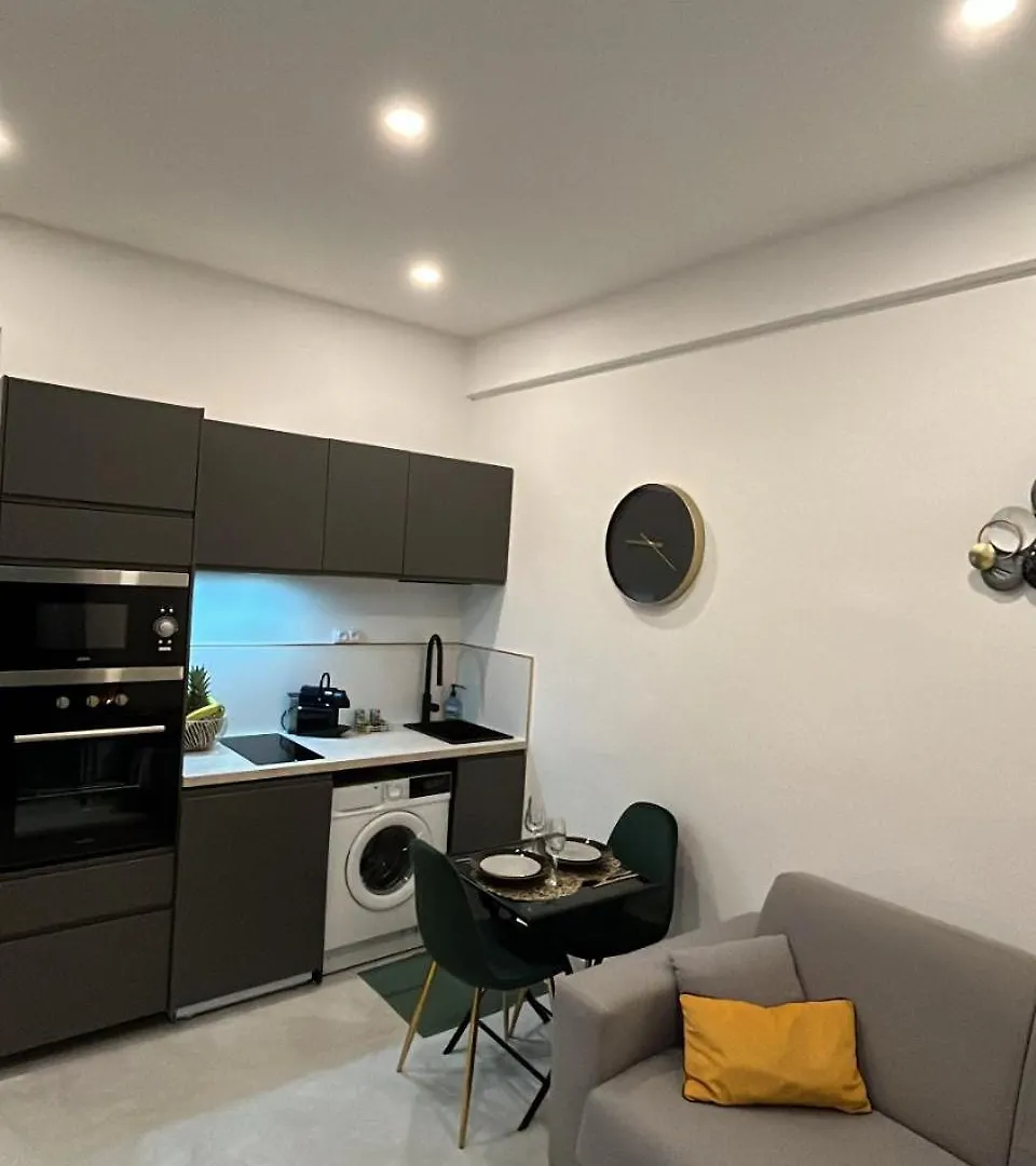 Studio Nice Centre Sur Avenue Jean Medecin Mer A 8 Minutes De Marche France